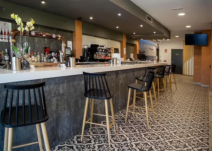 게스트하우스 Restaurante Cuatro Caminos Cubillos del Sil